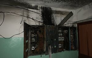 Жильцов дома в Дедовске эвакуировали из-за вспыхнувшей электропроводки